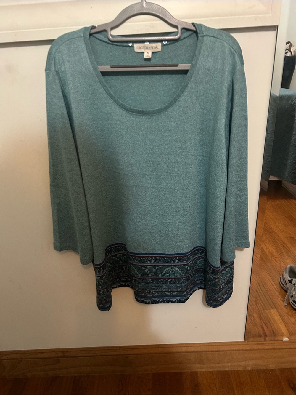Cactus and Pear Teal Heathered Knit Scoop-Neck Tunic with Printed Hem